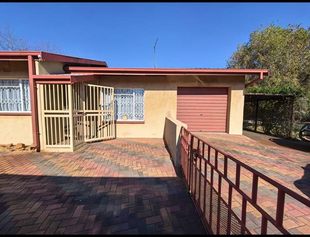 4 BEDROOM HOUSE TO LET IN SASOLBURG EXT 23